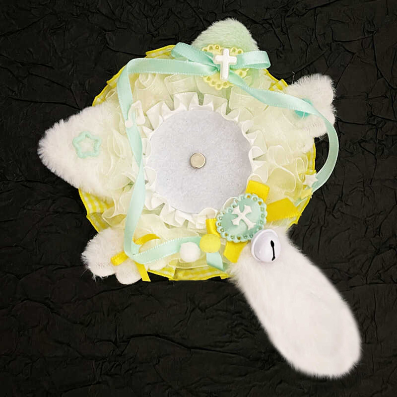 Cute and Unique Badge Holder i - Unique Anime Merchandise recensie en prijs